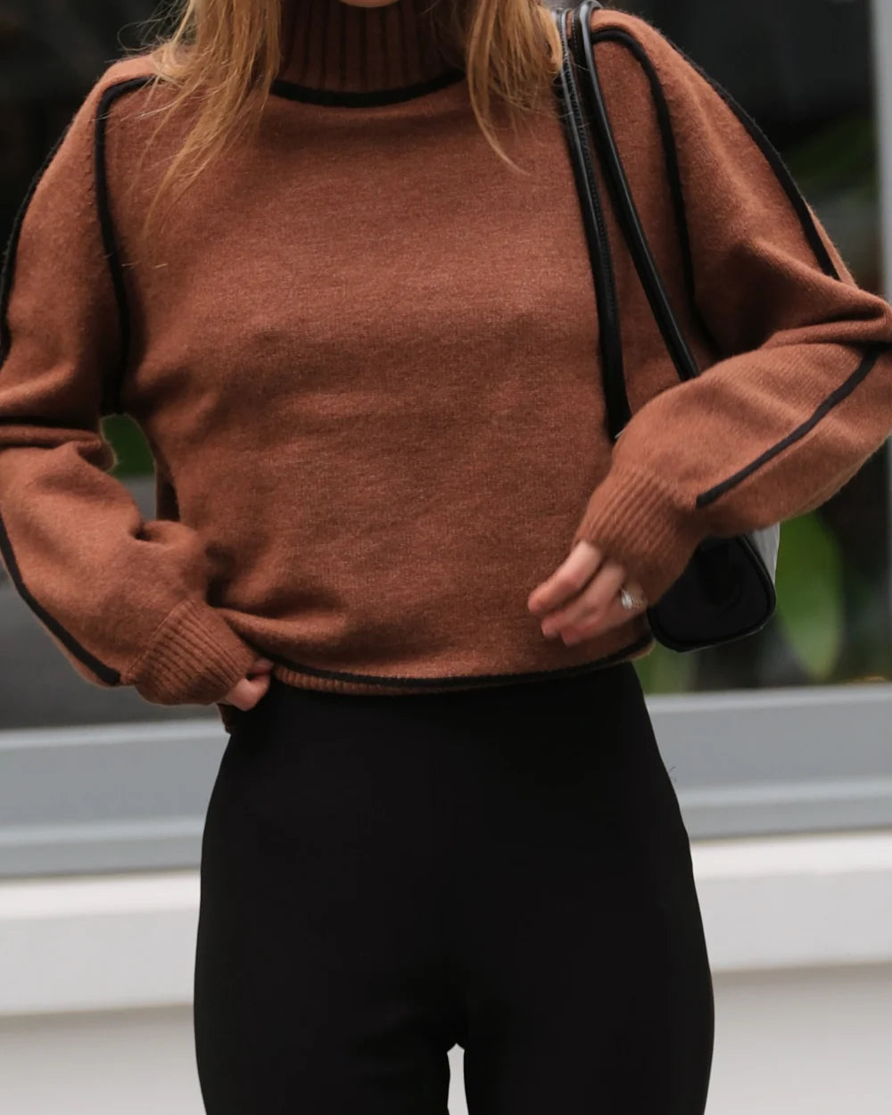 Esmaee Weekender Sweater - Nutmeg/Black, size XS