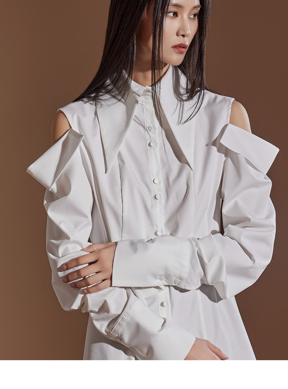 Dint Shoulder Slit Pintuck Shirt, size 6