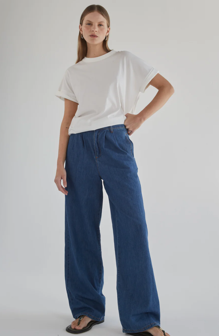 Dricoper Slouchy White Tee - Size S
