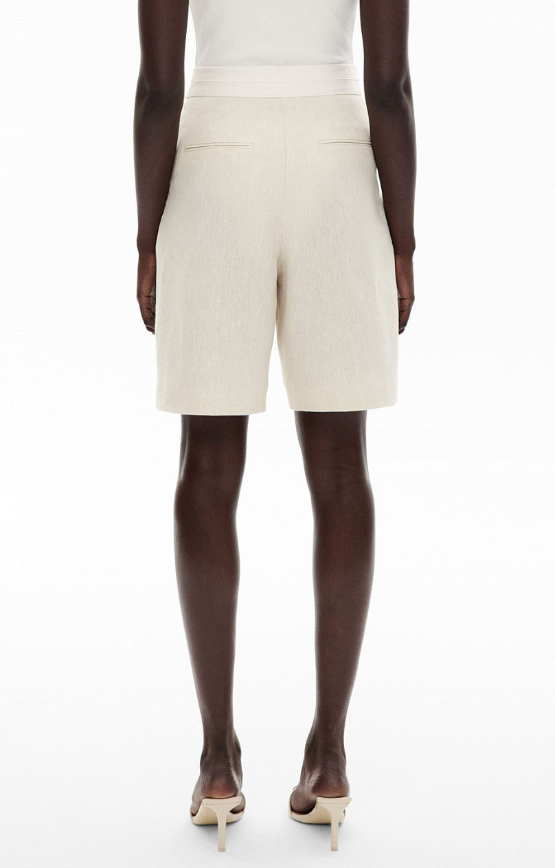 Witchery Waist Detail Bermuda Short, size 6