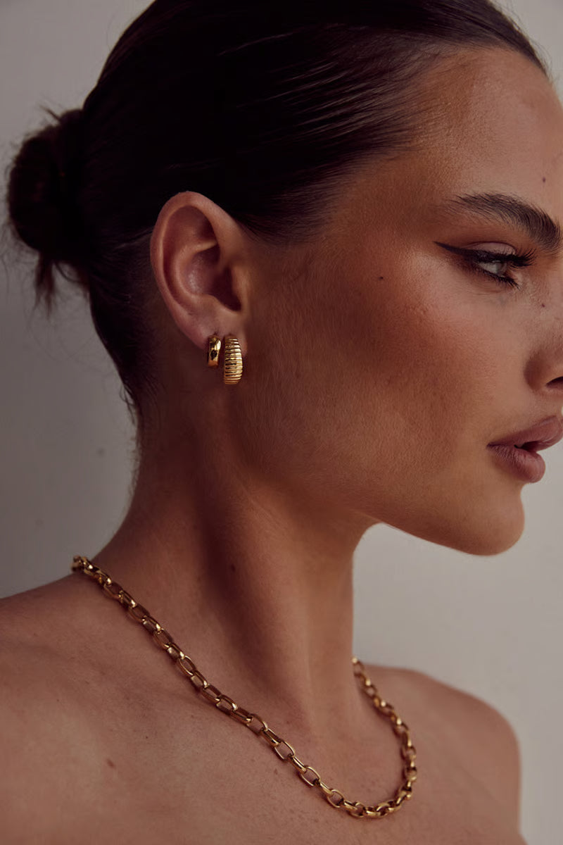 Cendre Violette Necklace