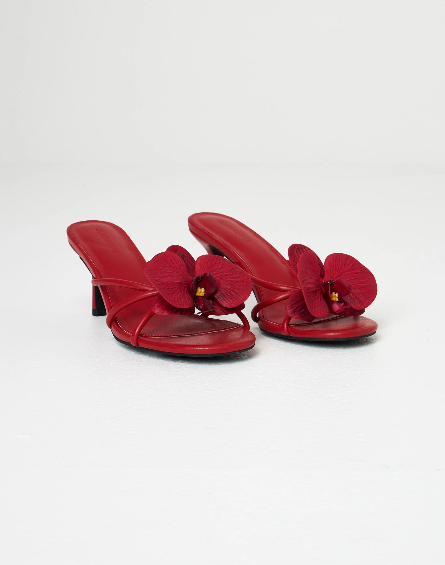 Glassons Flower Kitten Heel in Red, size 6