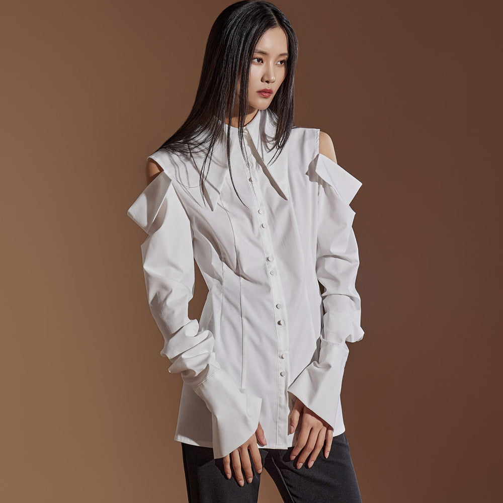 Dint Shoulder Slit Pintuck Shirt, size 6