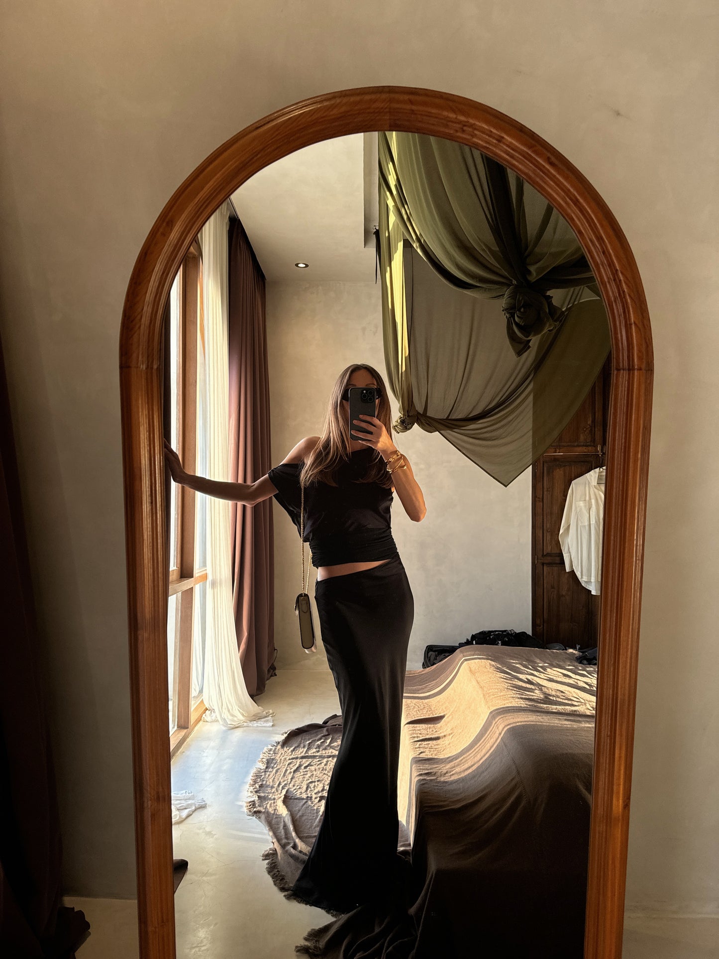 Benni Black Maxi, size 8