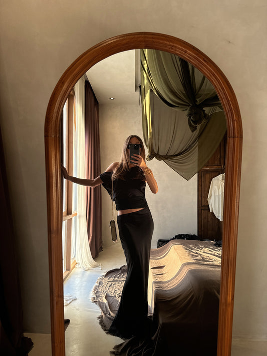 Benni Black Maxi, size 8