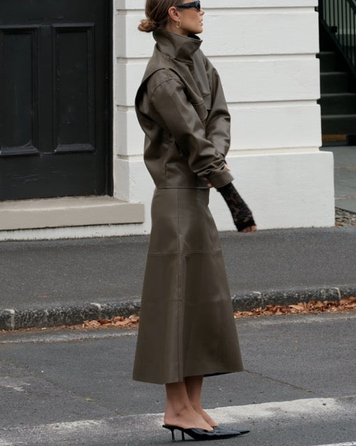 ESMAEE Confession Midi Skirt - Khaki, size XXS