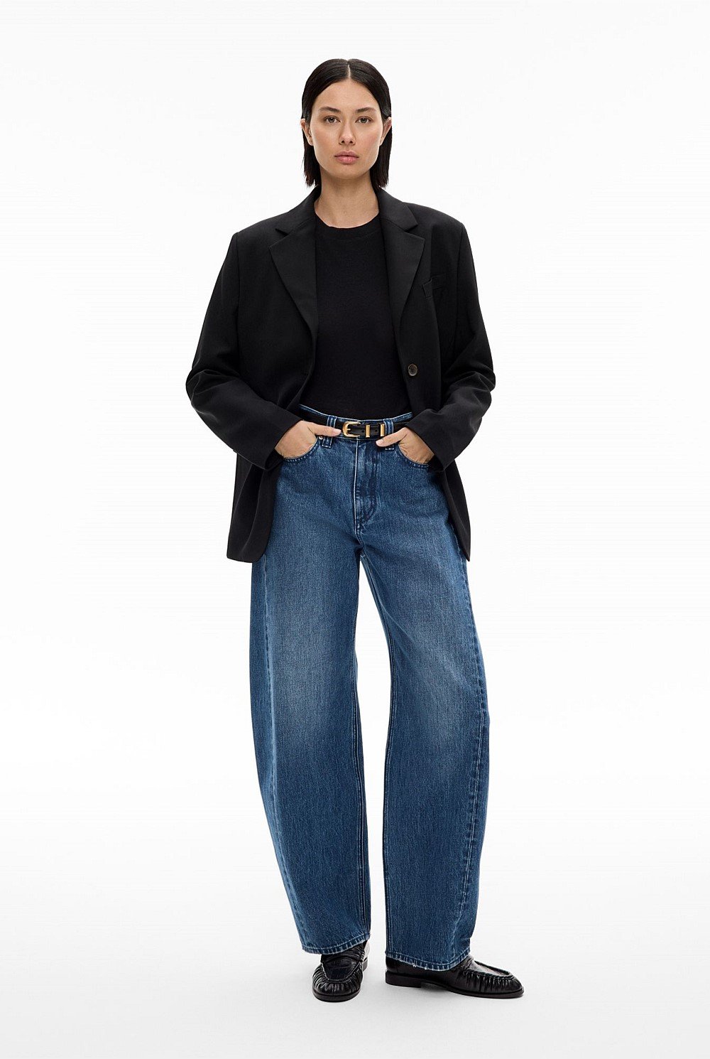 Witchery Barrel Leg Jean, size 6