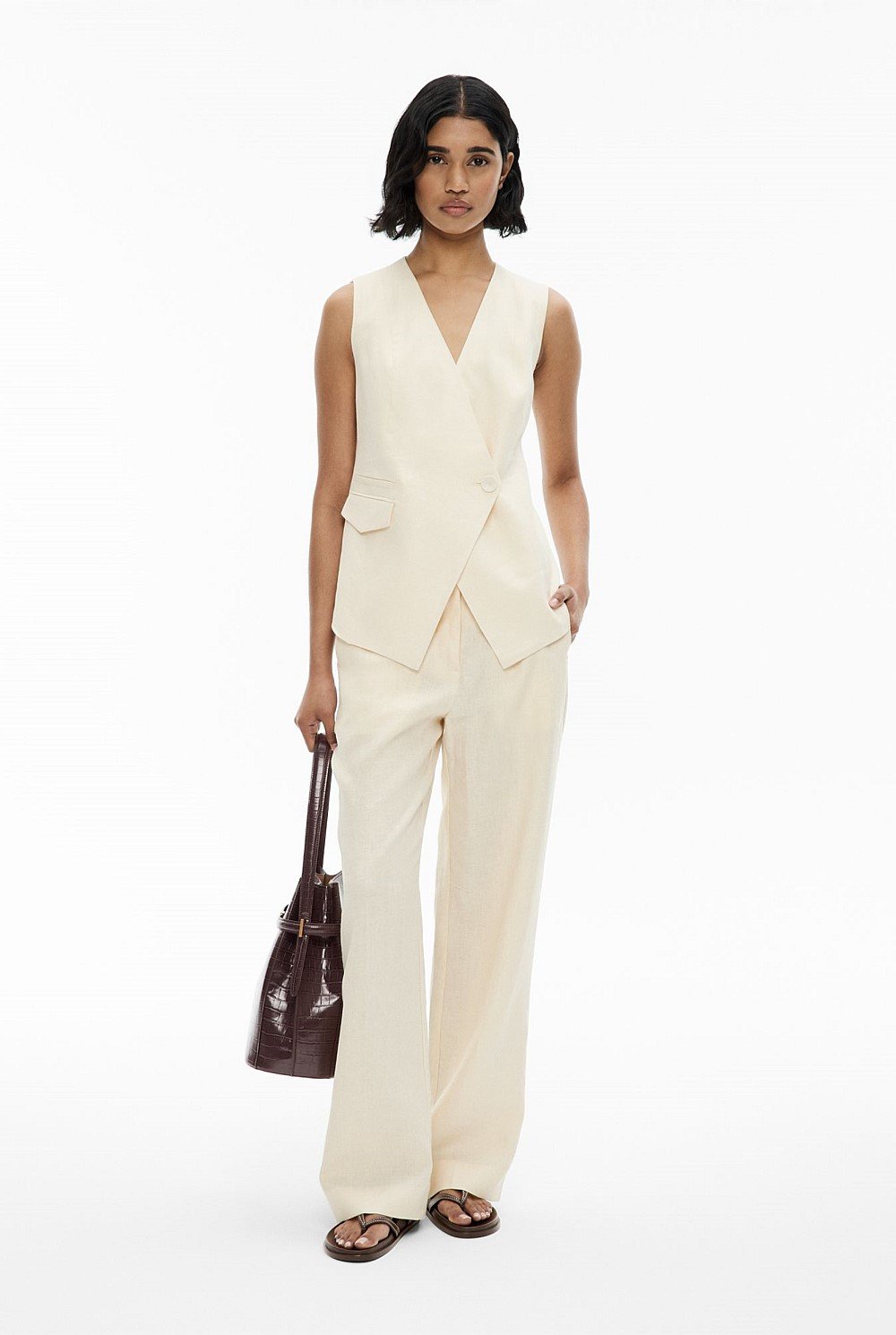 Witchery Lemon Butter Linen suit (3 piece set), size 6