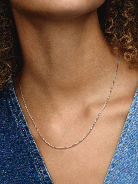 Pandora Curb Chain Necklace, silver (selling with Turquoise-coloured Engravable Mini Medallion Charm)