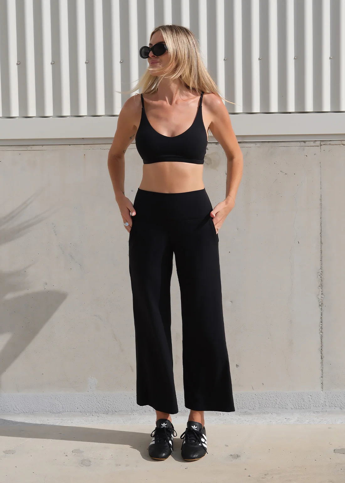Nimble In Motion wide leg pant with pockets, cropped, size XS