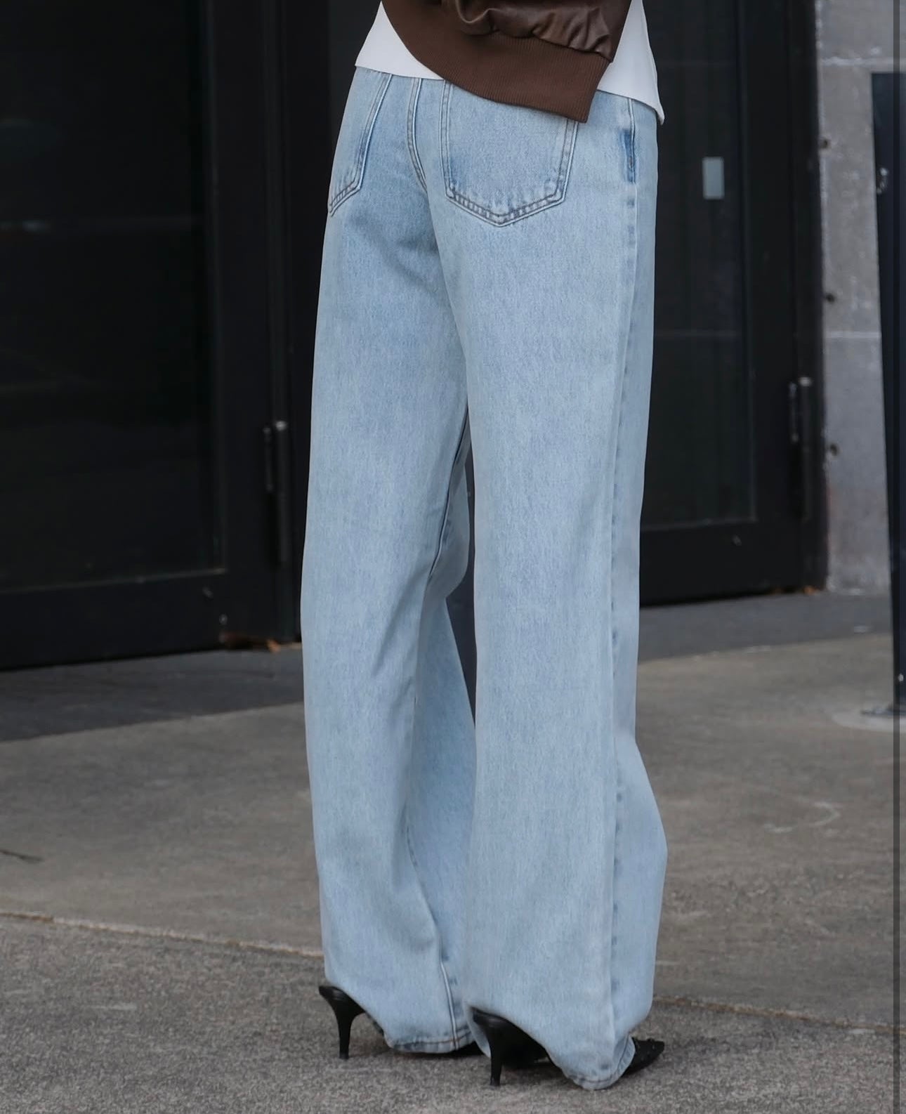 Glassons Wide Light Wash Jeans, size 6