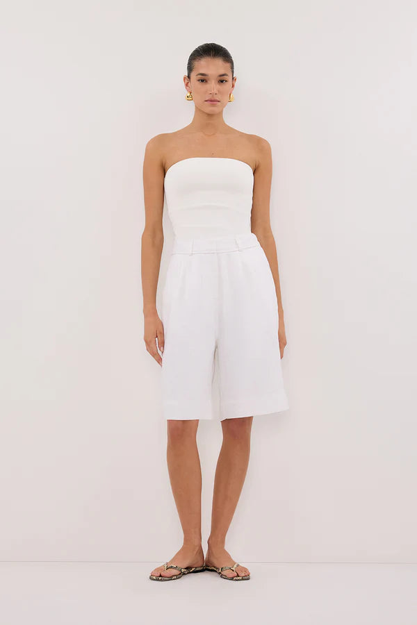 Dissh Kayla White Linen Bermuda Short, size 6