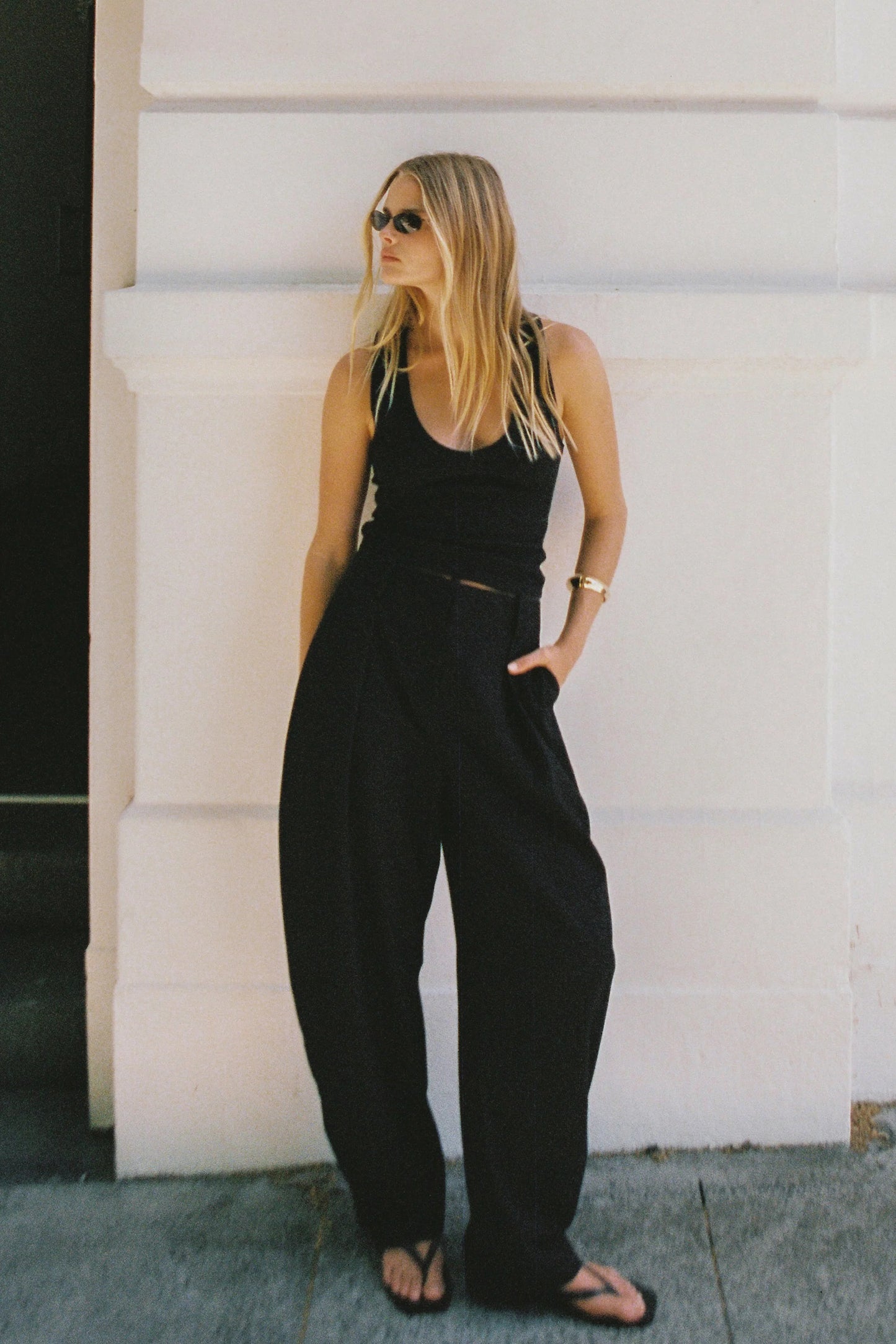 DISSH Romy Black Barrel Pant Size 6