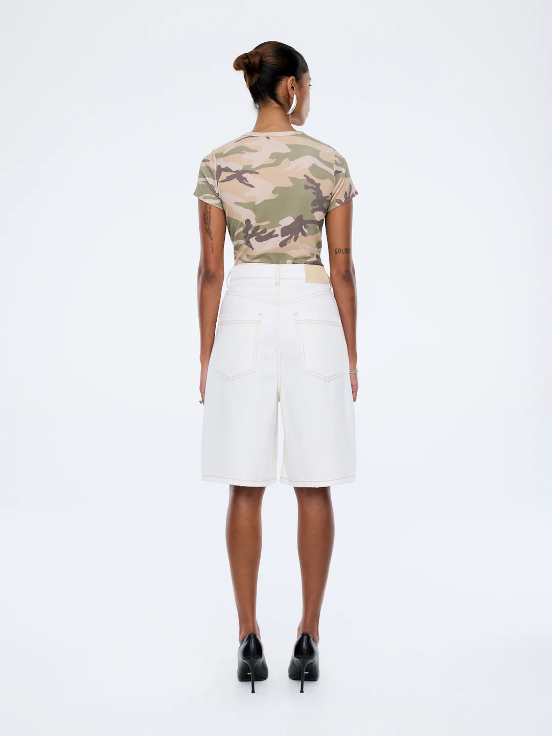 Ena pelly Ads Asymmetrical Bermuda Short - Cream, size 24