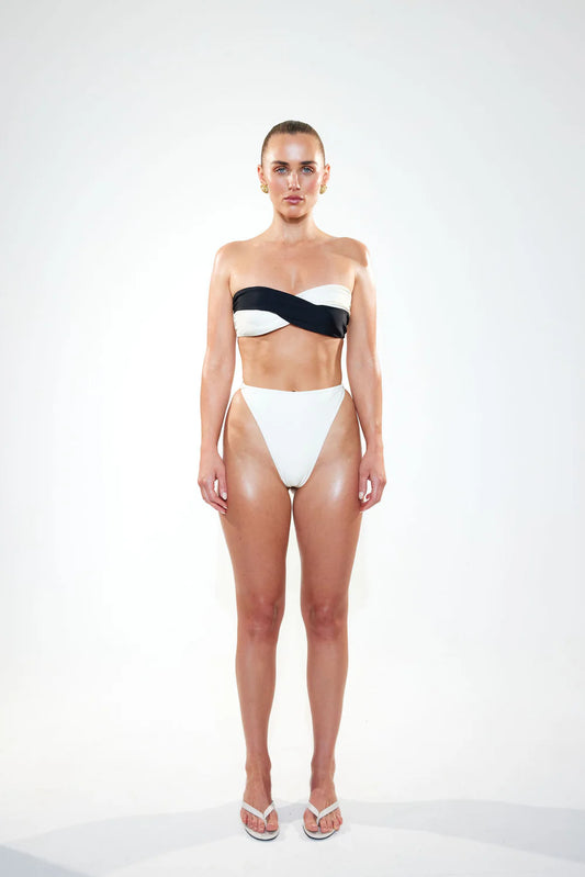 La Mar Bikini top (only) size XS