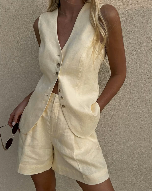 Jag Kayla Linen Pleat Short, size 6