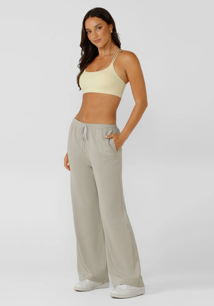 Lorna Jane Lotus Cropped Sports Bra - Lemon cream, size XS