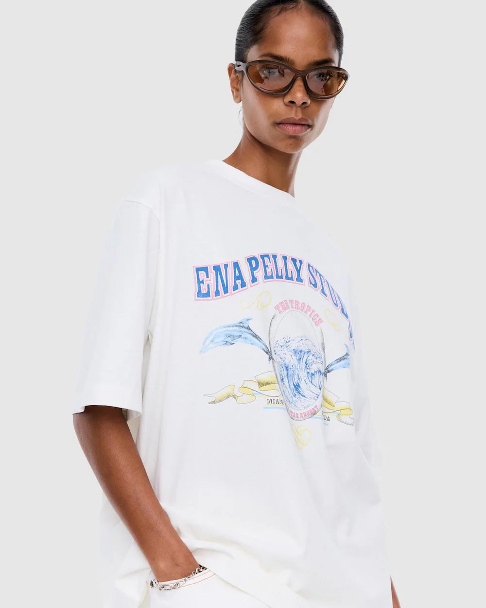 Ena Pelly Teshirt Size 6