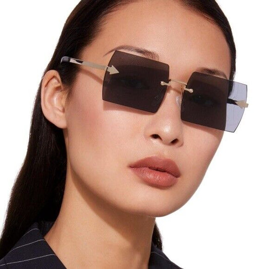 Karen Walker The Bird, black
